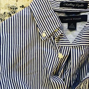 Small Tommy Hilfiger button down.